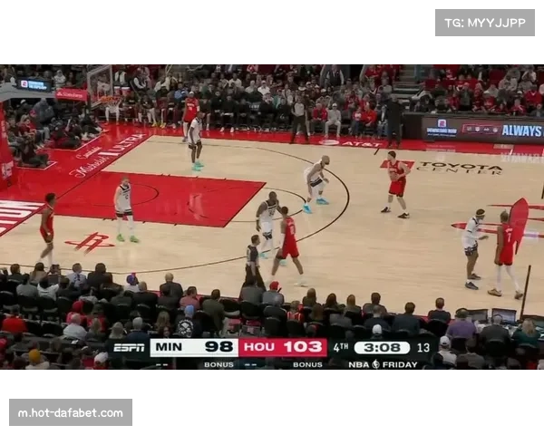 火箭逆境中展现韧性 杜兰特39分率队逆转森林狼攀升西部第四